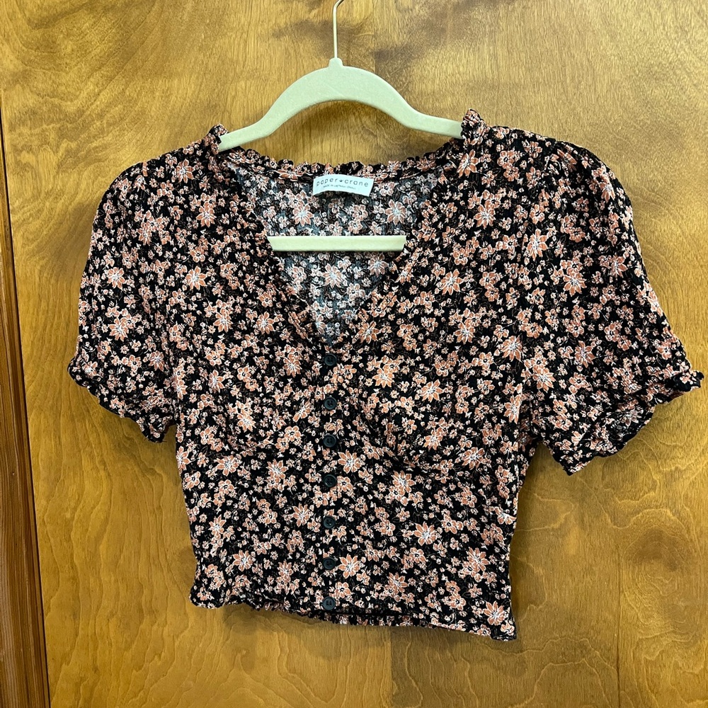 Paper crane crop top floral